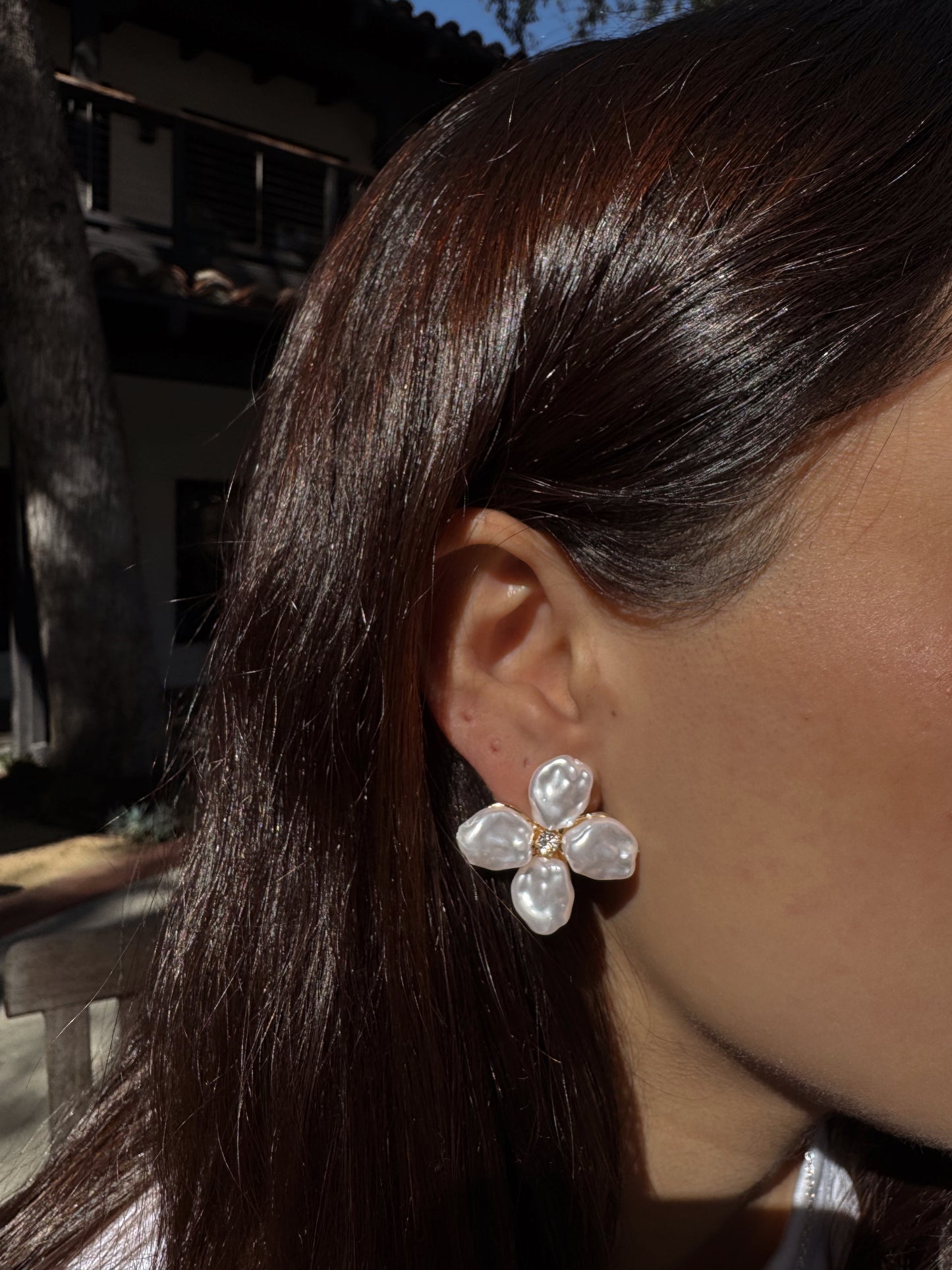 White petunia Studs